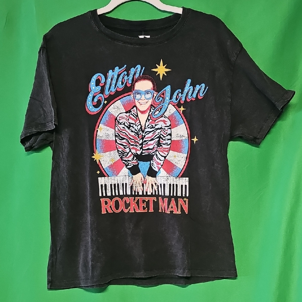 Elton John Bedazzled Black Graphic T-Shirt NWT Size M